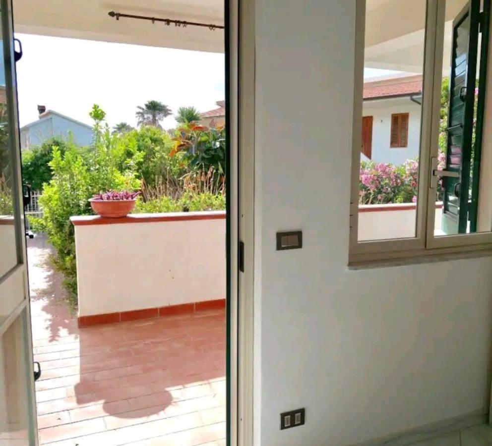 Casa Con Giardino E Terrazzo Vicino Al Mare Villa Piraino Exterior photo